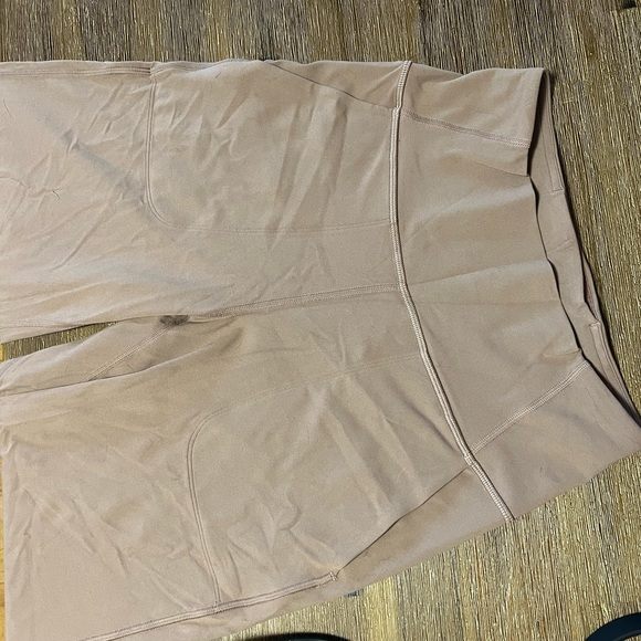 Lululemon Align high rise cropped pant - Picture 4 of 5